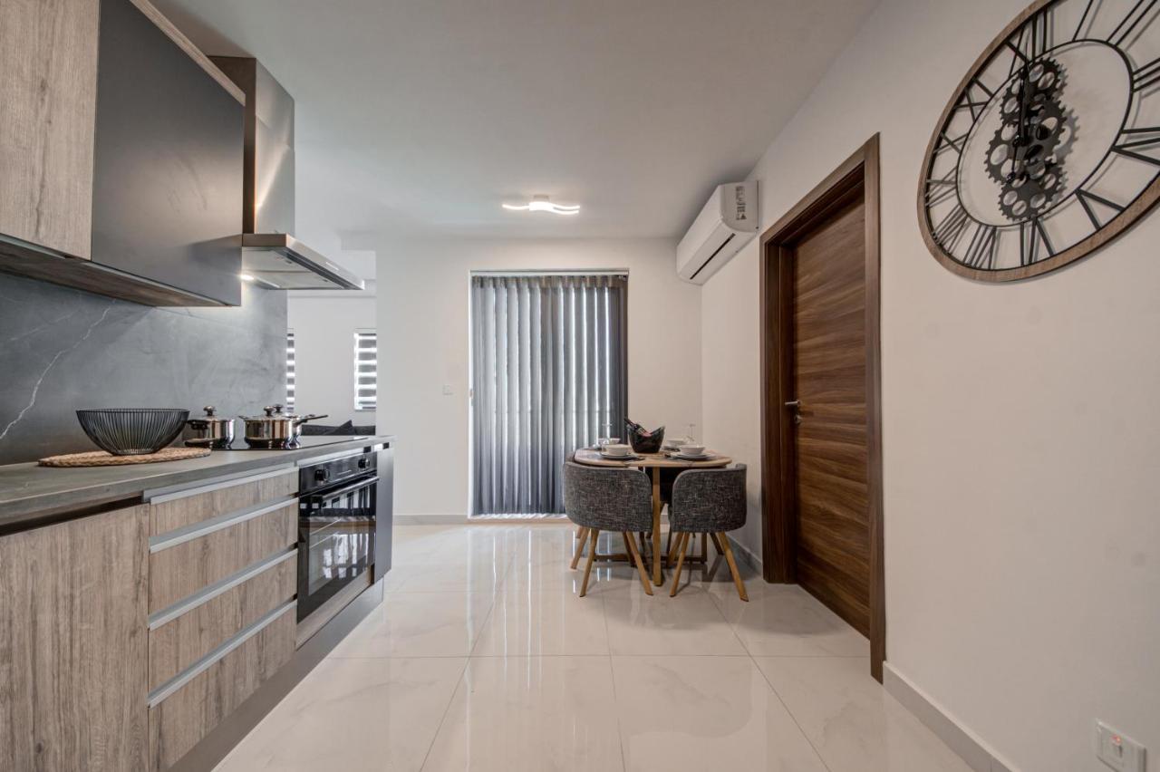 Central Apartments San Pawl il-Baħar Eksteriør billede