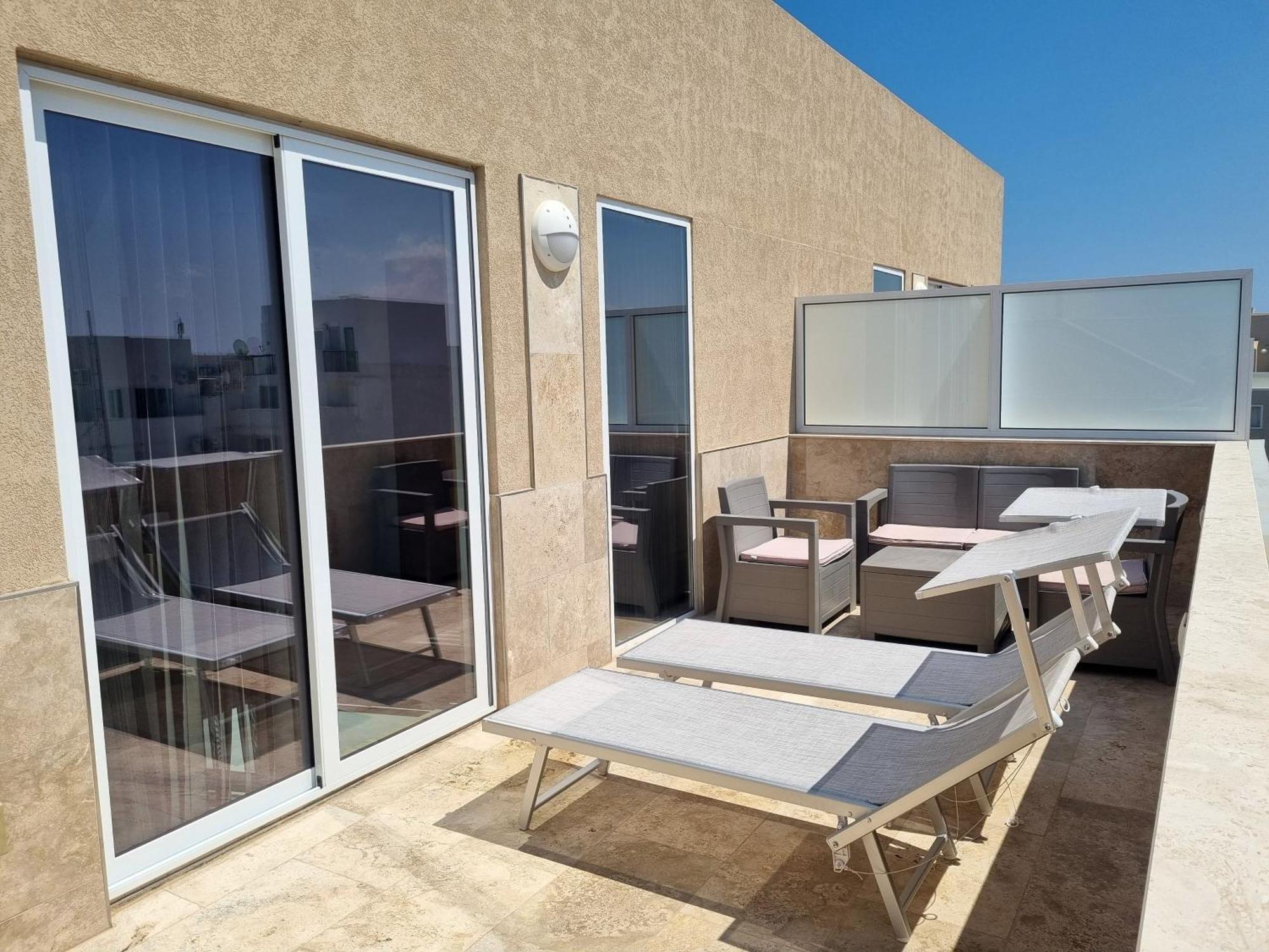 Central Apartments San Pawl il-Baħar Eksteriør billede